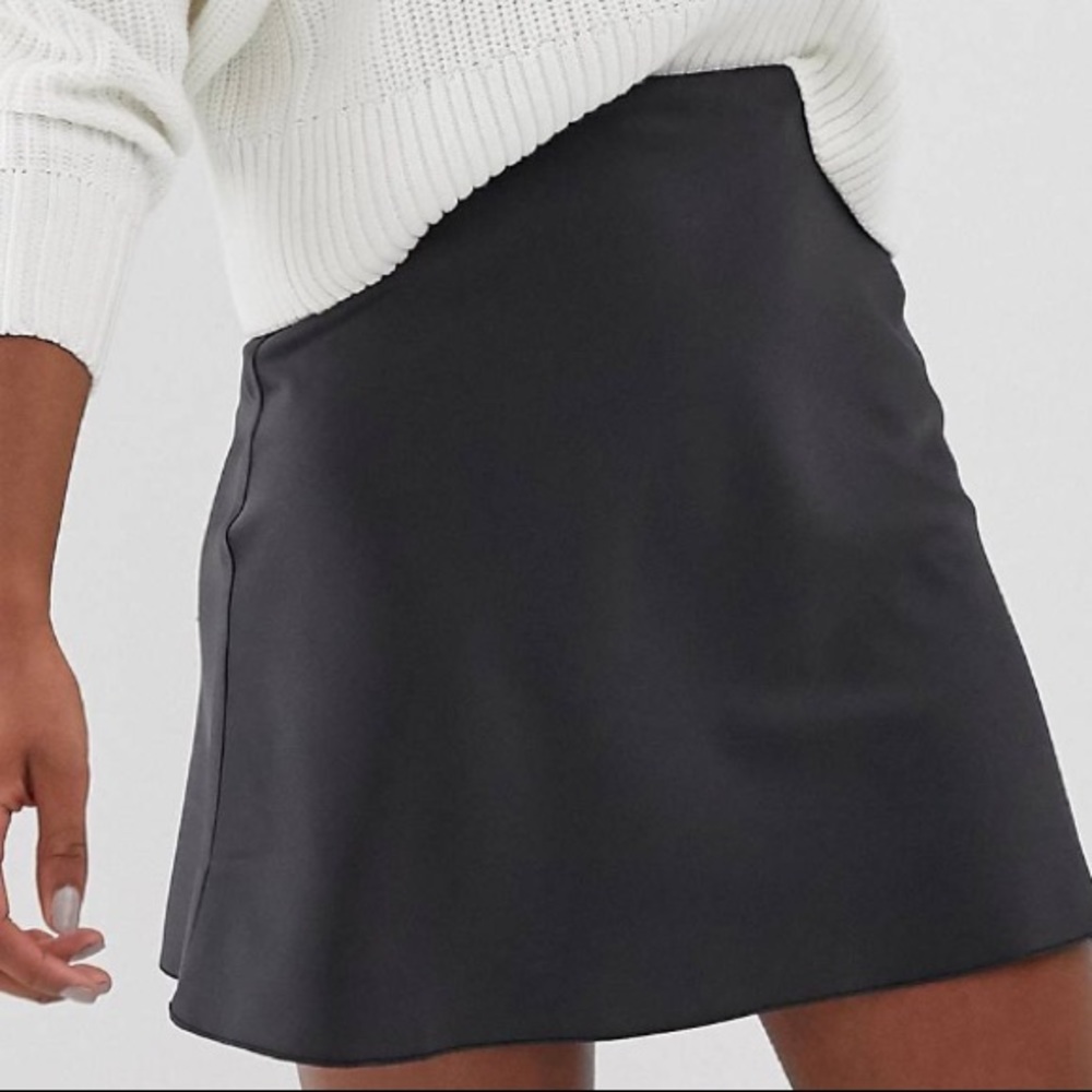 Satin black skirt